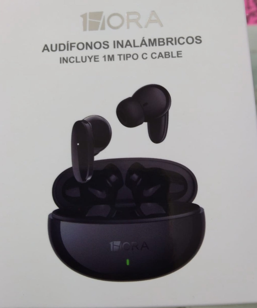Audífonos inalámbricos negro 1Hora