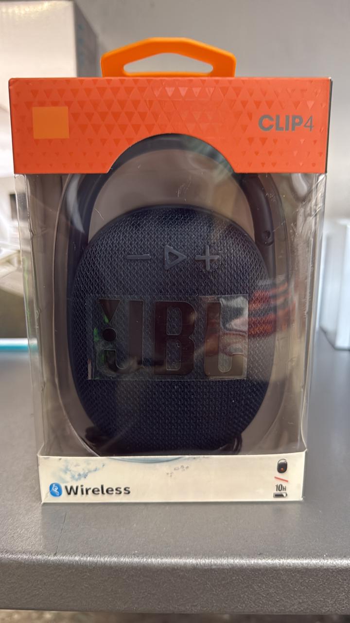 JBL clip 4 premium